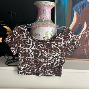 Y2K Tattoo Chic Leopard Print Crop Top Small